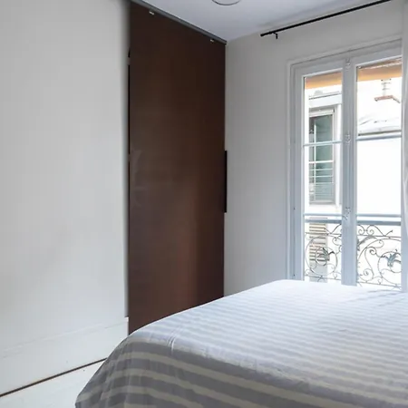 Apartment Quiet Spacious And Bright Nest In 14th *